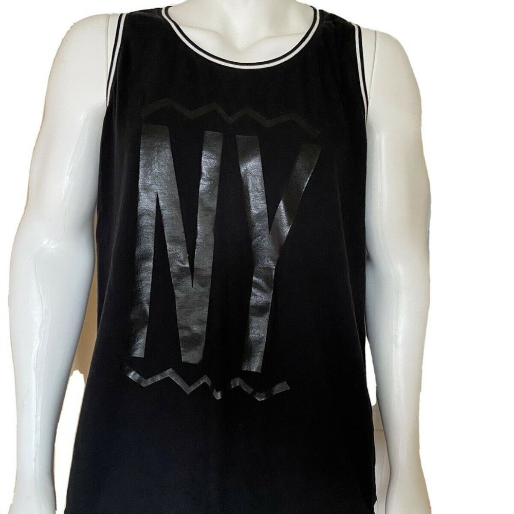 3/$15💜 Black Brooklyn Calling NYC Muscle shirt